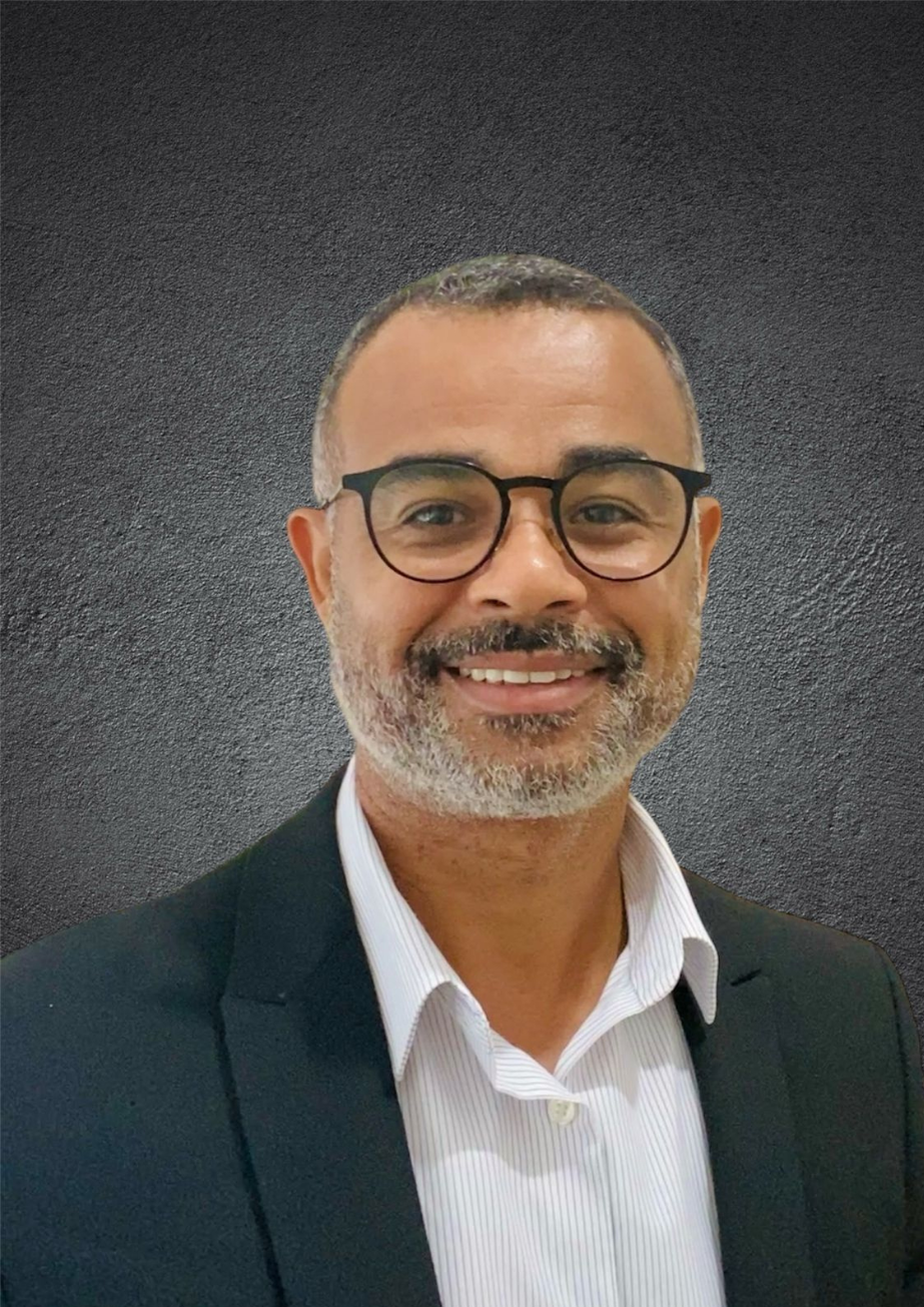 Prof. Marcos Sant`Anna Lacerda